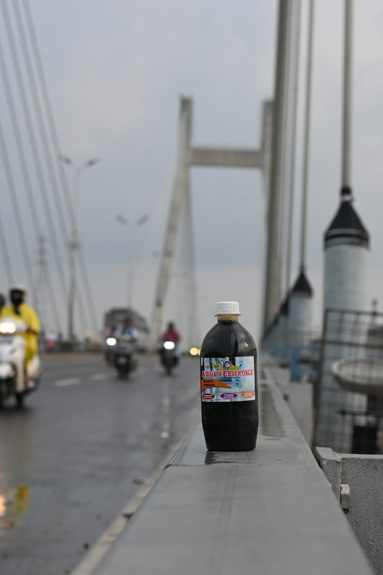 Aquaura Black Phenyl